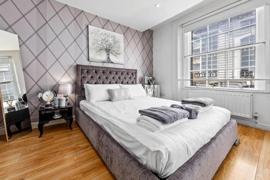 3 Bedroom Apartment In Haymarket Central London Sleep 10 Hy2 Ngoại thất bức ảnh