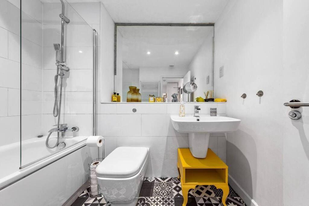 3 Bedroom Apartment In Haymarket Central London Sleep 10 Hy2 Ngoại thất bức ảnh