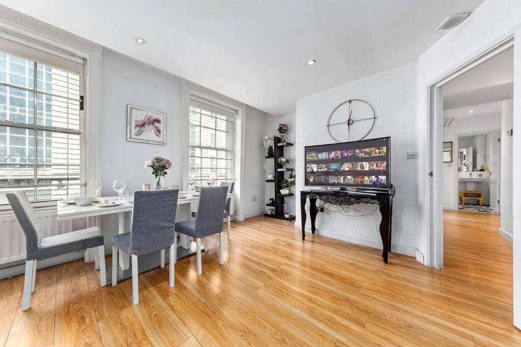 3 Bedroom Apartment In Haymarket Central London Sleep 10 Hy2 Ngoại thất bức ảnh